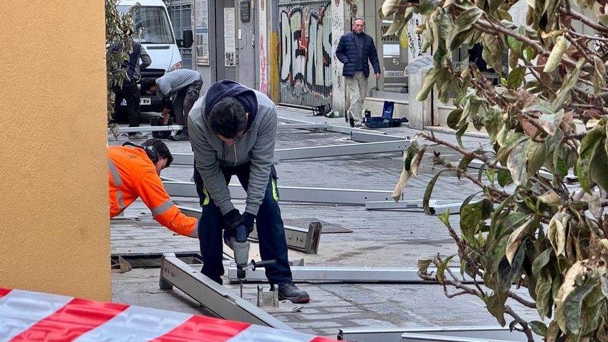 Compromís critica el montaje "por adelantado" de 280 carpas falleras desde este miércoles en València
