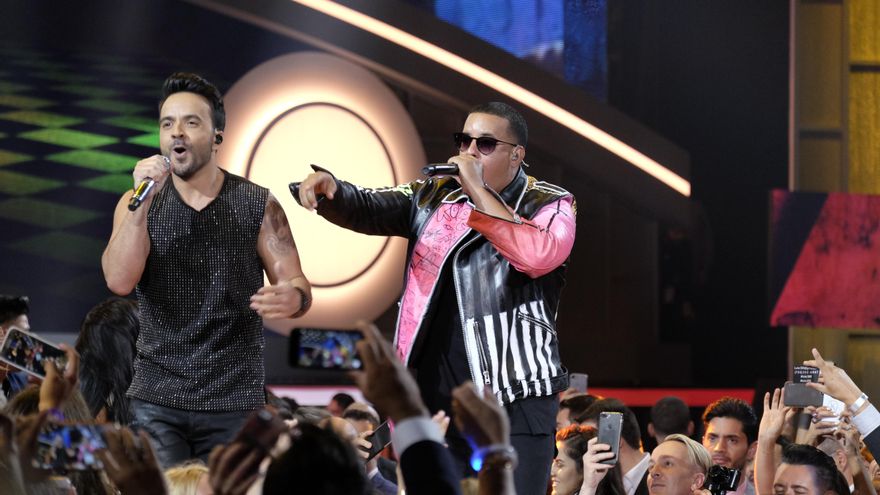 Fonsi y Yankee recibirán el Billboard Canción Latina de la Década por "Despacito