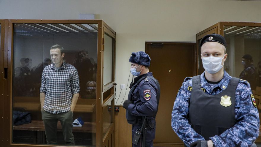 Navalni llama a rusos a votar a candidatos que desafían al partido del Kremlin EFE/EPA/YURI KOCHETKOV/Archivo