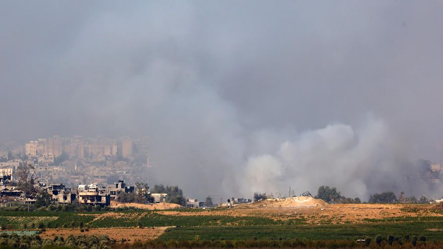 Los ataques israelíes se intensifican al norte de la Franja de Gaza, a 31 de octubre de 2023