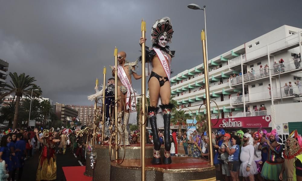 Cabalgata FestuM+ de Maspalomas. (Alejandro Ramos).