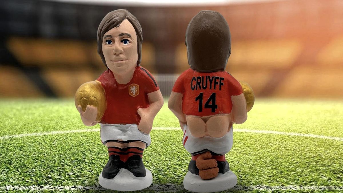La inclusión de Cruyff subraya el compromiso de la marca por homenajear a referentes que han dejado una huella imborrable en el deporte