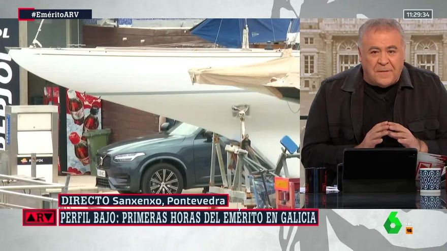 Ferreras parafrasea a Bisbal al hablar del rey emérito: "Ahora llega y dice: 'Bueno, ¿cómo están los máquinas?'"