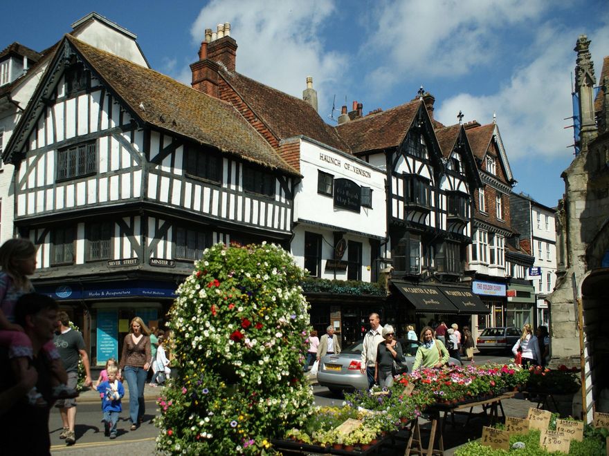 Casas de estilo Tudor en el casco histórico de Salisbury.