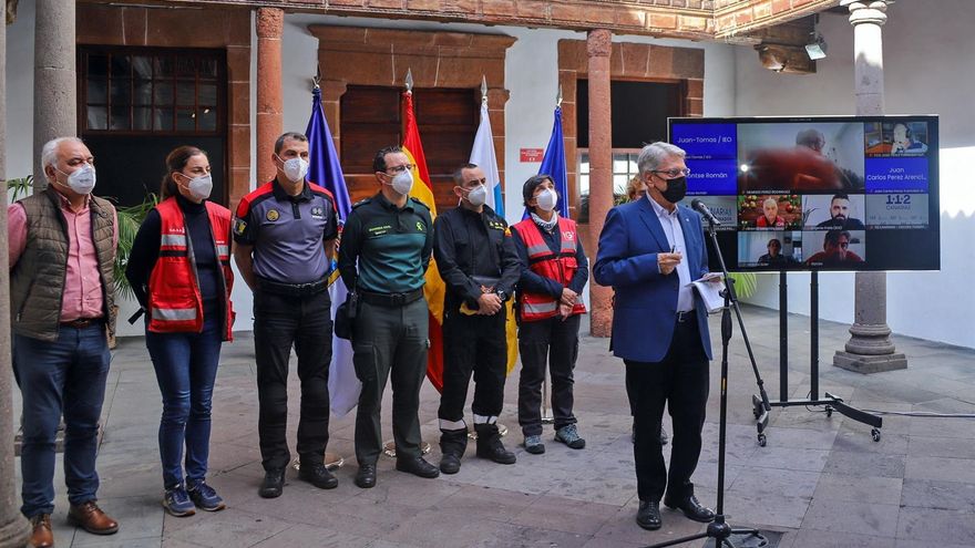 Con el volcán apagado, el personal técnico y científico se da su primer respiro