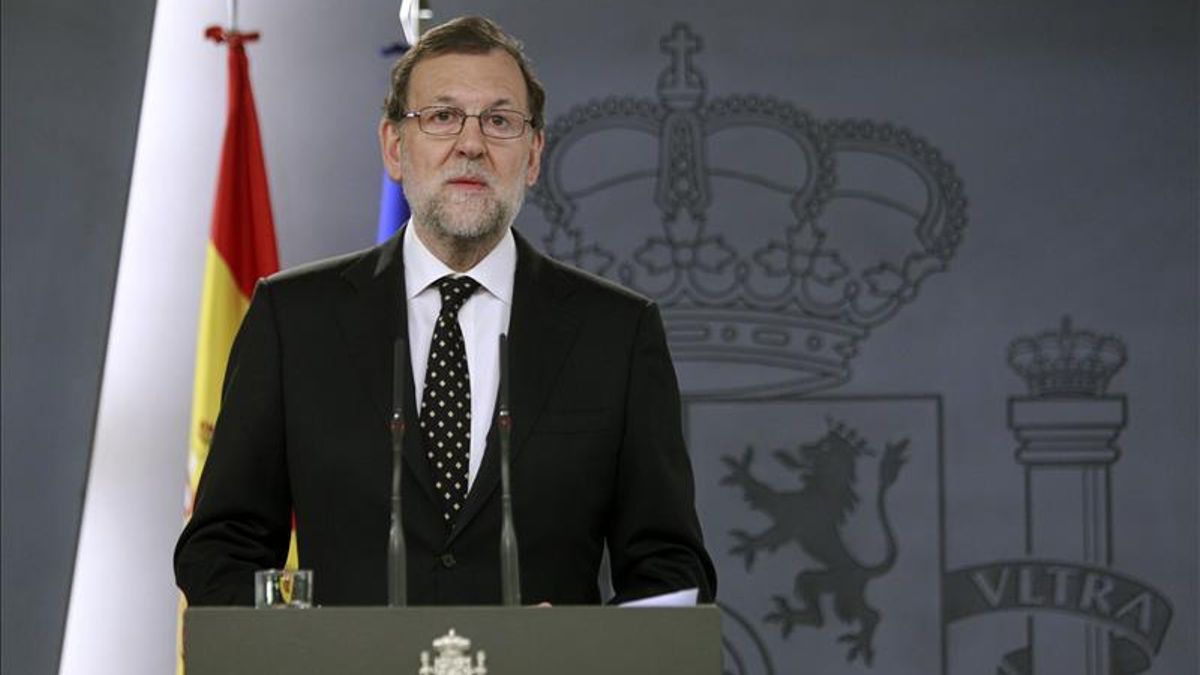 Rajoy avisa a Puigdemont "no pasará ni una" ni le permitirá poder ilimitado