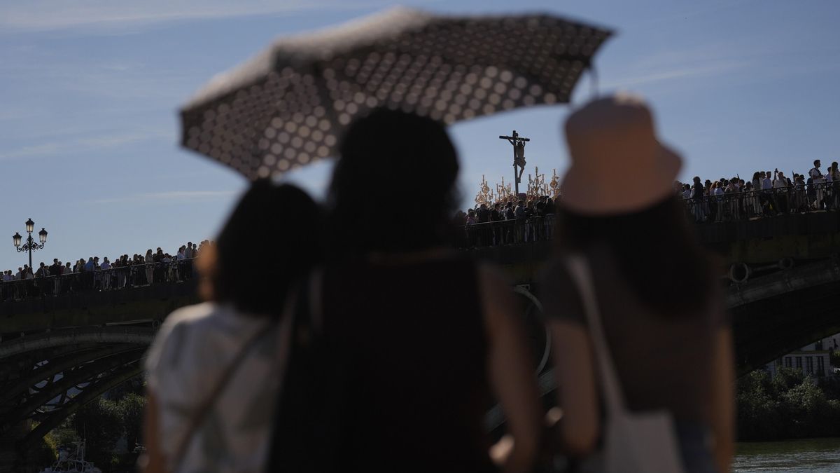 La hostelería andaluza cierra Semana Santa con cifras positivas pese al parón del AVE a Málaga