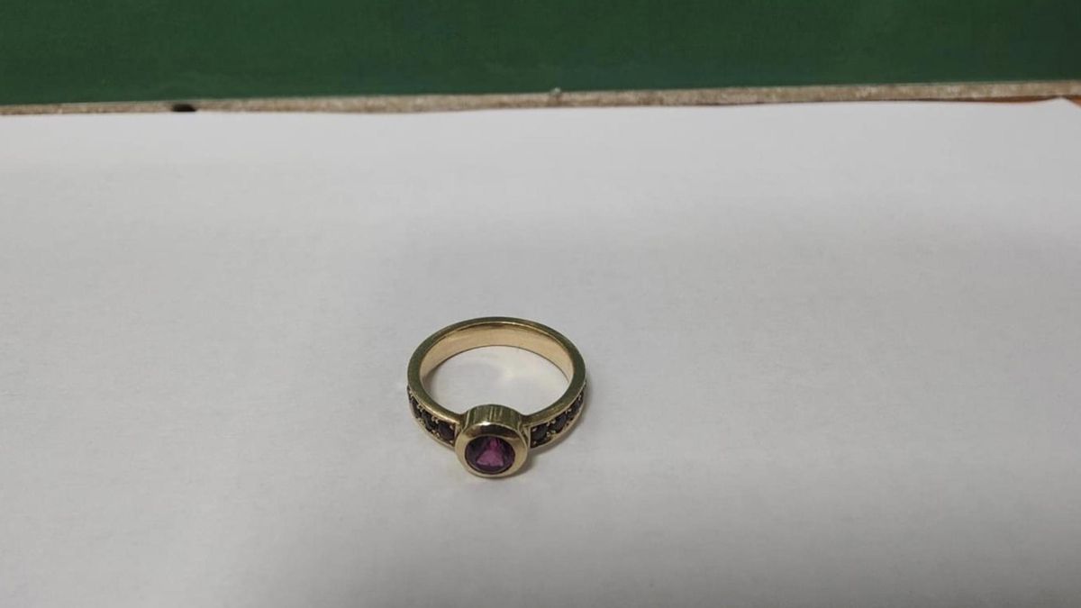 Delatado por su gorra: detenido en Fuerteventura por robar a una turista mientras dormía