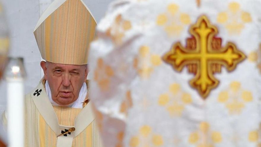 El papa pide perdón a la comunidad gitana por su discriminación y maltrato
