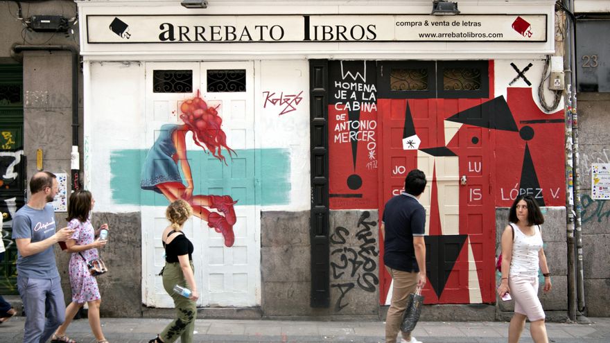 Obras de Kolejo y Paul Lataburu en Pinta Malasaña 2022