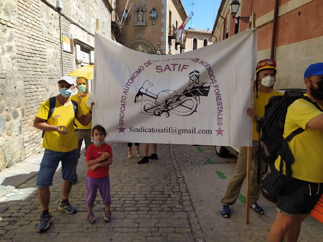 GALERÍA | "¡Consejero, dimisión!", los sindicatos lamentan la "negativa" a dialogar por parte de la Junta para resolver el conflicto con Geacam