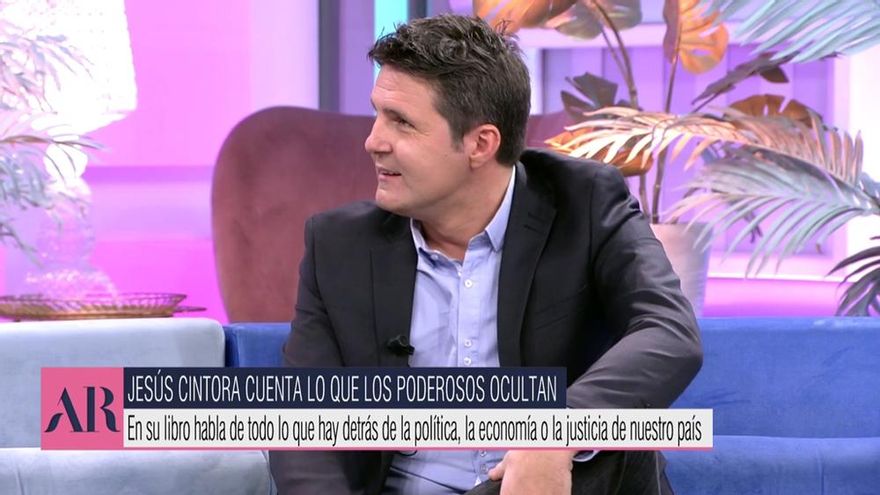 Jesús Cintora volvió a Telecinco en 'El programa de AR': "Aquí ha habido algún tertuliano que acabó en una eléctrica"