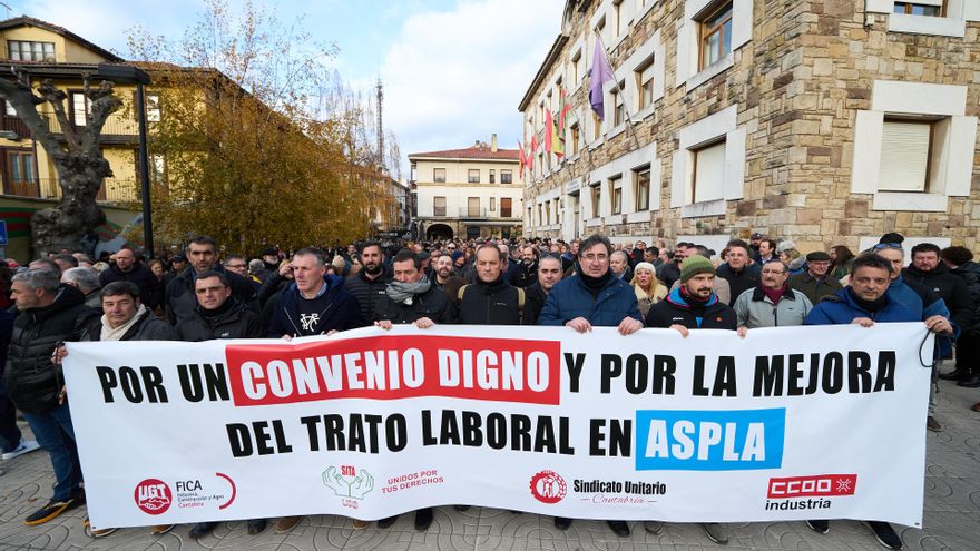 Trabajadores de la empresa Aspla al inicio de la manifestación