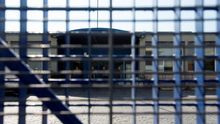 El CIE de Barcelona recluyó a doce menores de edad en 2017, según la Fiscalía