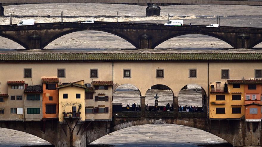 Alerta roja por temor a inundaciones y desbordamiento de ríos en el norte de Italia