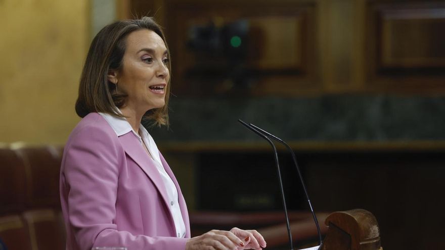 Cuca Gamarra durante su intervención en la moción de Vox contra el Gobierno