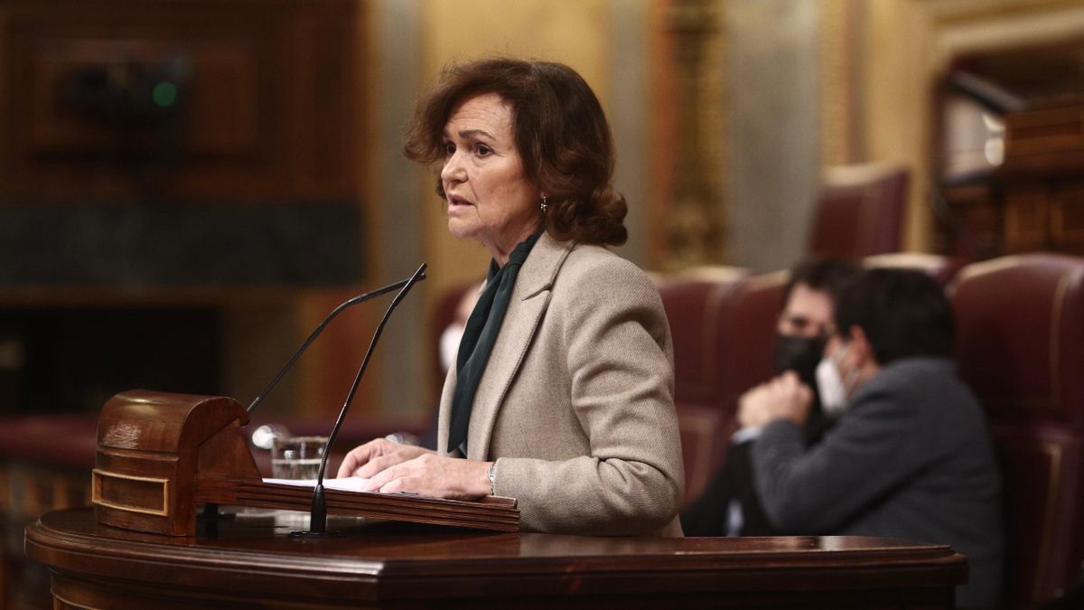 La vicepresidenta primera del Gobierno y ministra de la Presidencia, Relaciones con las Cortes y Memoria Democrática, Carmen Calvo, en el Congreso