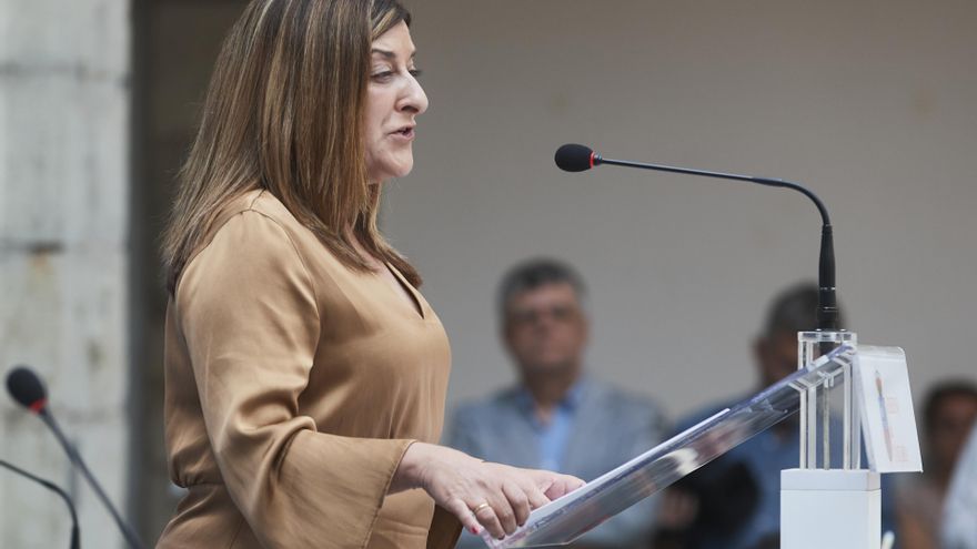 El PP sube un 20% los sueldos de la presidenta de Cantabria y de sus consejeros del Gobierno