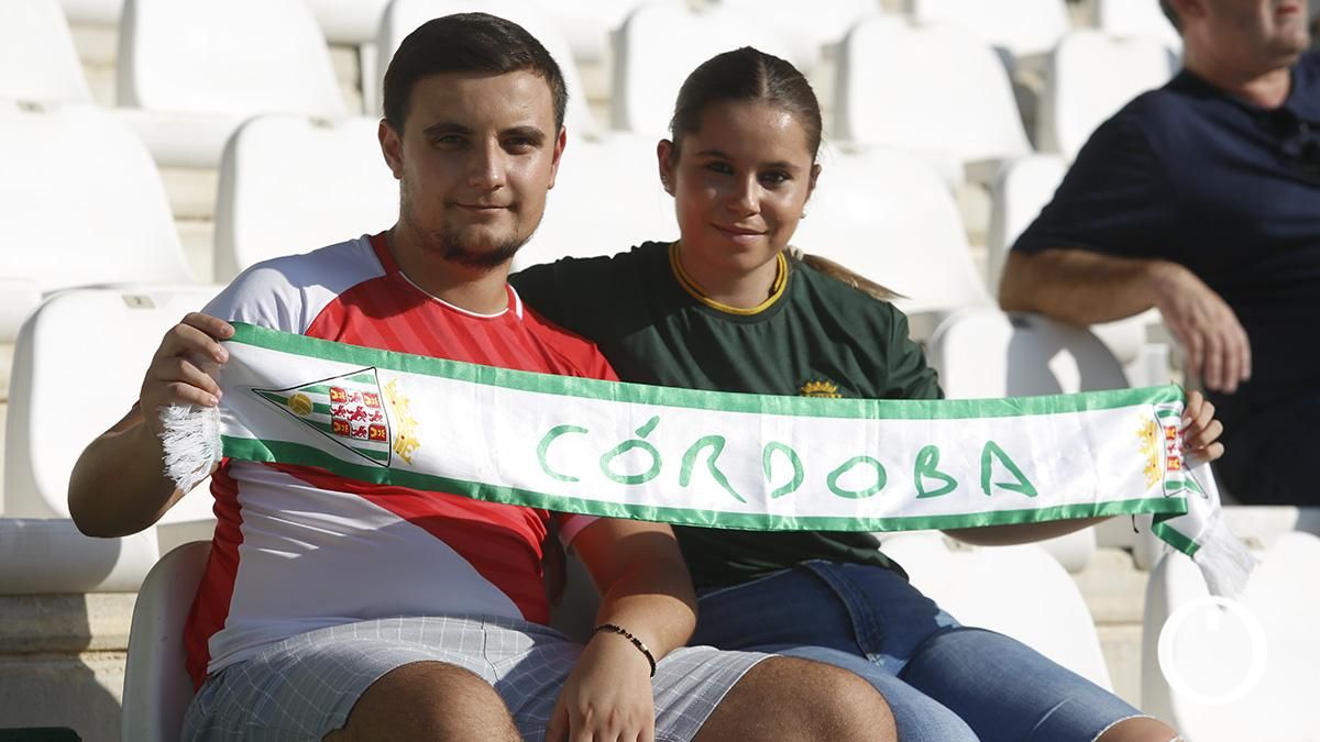 Grada Blanquiverde del encuentro entre el Córdoba CF y AD Mérida
