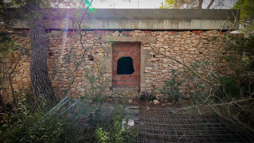 La llicència fraudulenta d'una mansió a mitges que costarà 460.000 euros públics