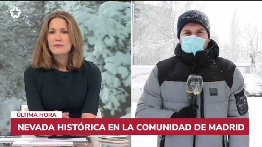 Silvia Intxaurrondo, en otro momento de la cobertura de Telemadrid