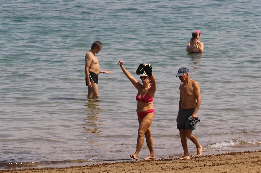 Playa de Las Canteras, en el primer día de la fase 2