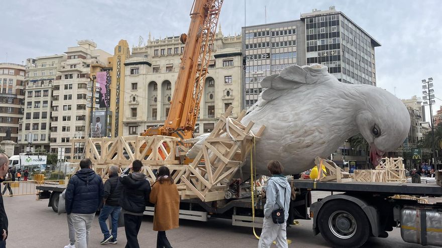 Las fallas ya toman València: 283 carpas desde este martes, zona azul gratis desde el día 11 y prohibido hacer botellón