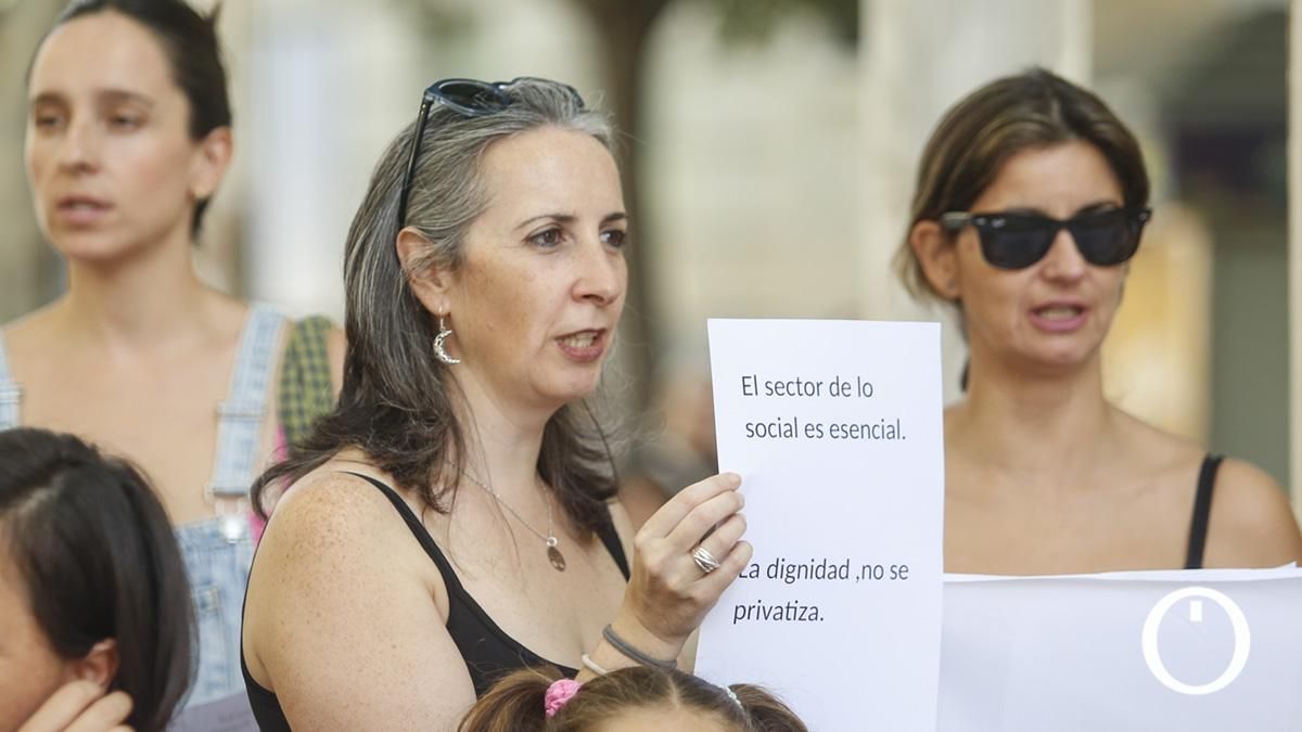 Concentración contra la precariedad del sector social