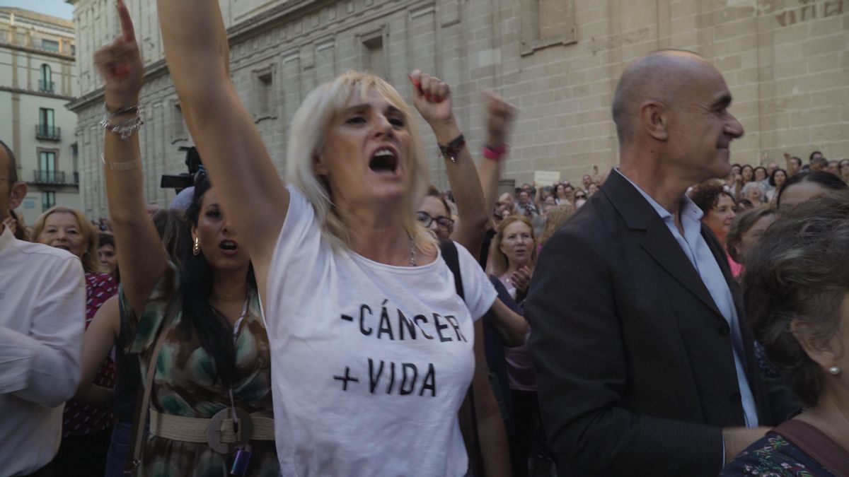 La movilización de las mareas impregna cada fotograma del documental