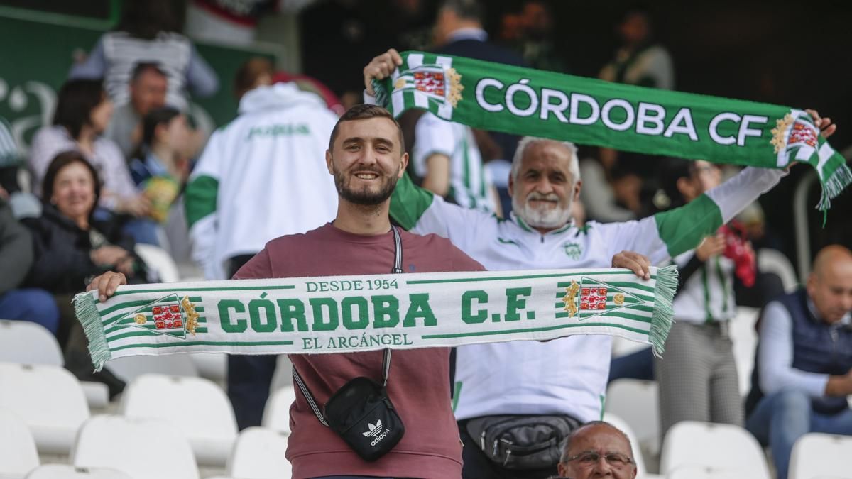 Grada Blanquiverde del Córdoba CF - Real Sociedad B