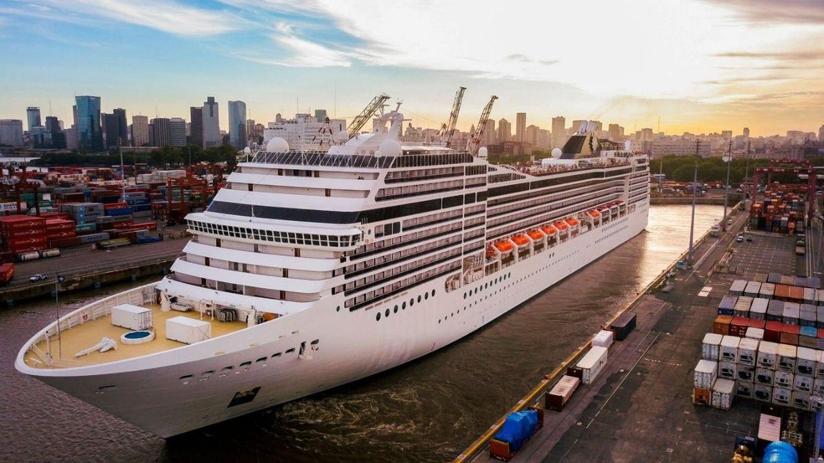 Según datos oficiales, 318.800 turistas ingresaron en Argentina en junio 2025.