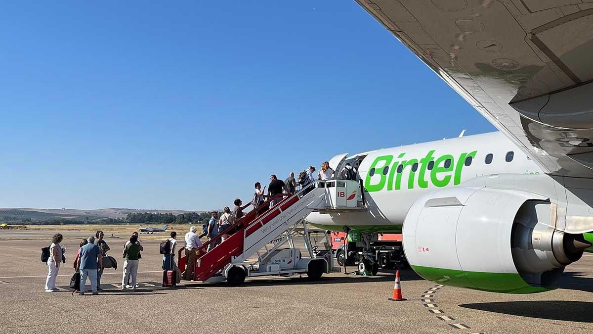 Binter estudia abrir un vuelo directo Córdoba-Tenerife tras el éxito de la ruta a Gran Canaria