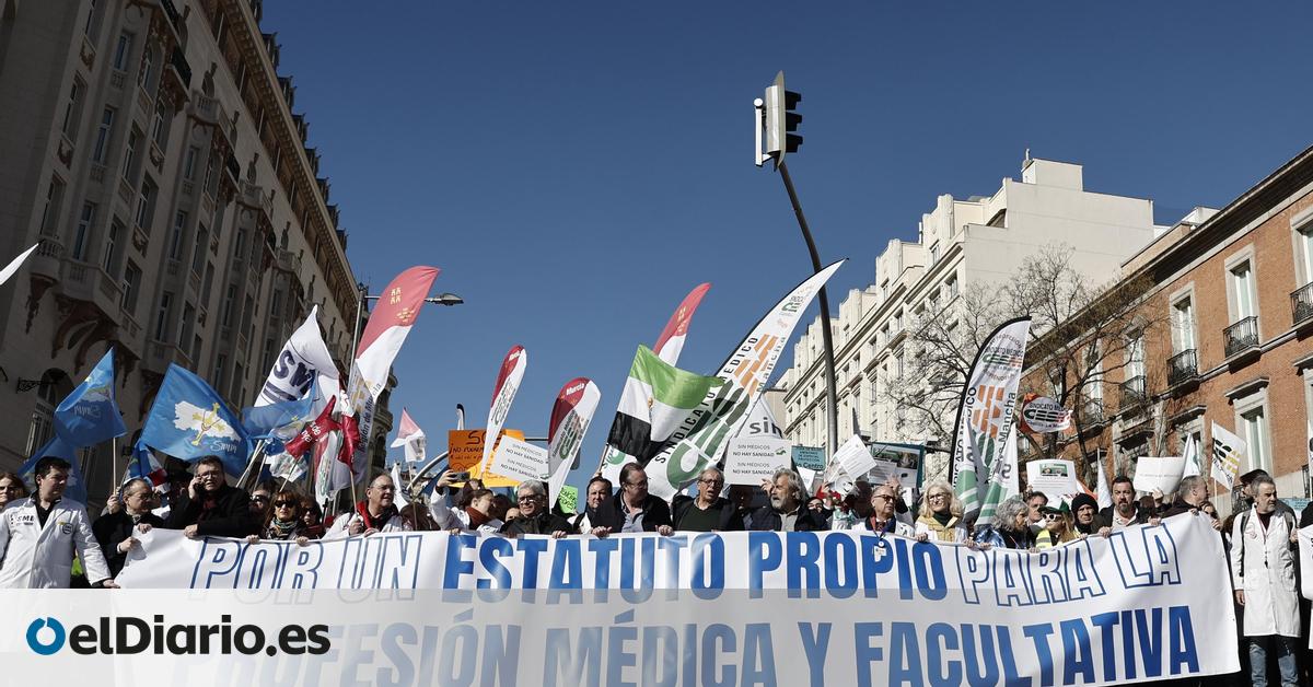 Los médicos inician su huelga más intensa contra el estatuto marco