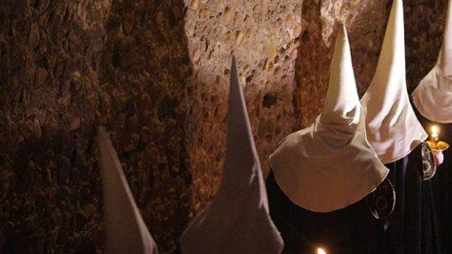 2º Premio: Xuasús González. Fotografía: “Devoción”