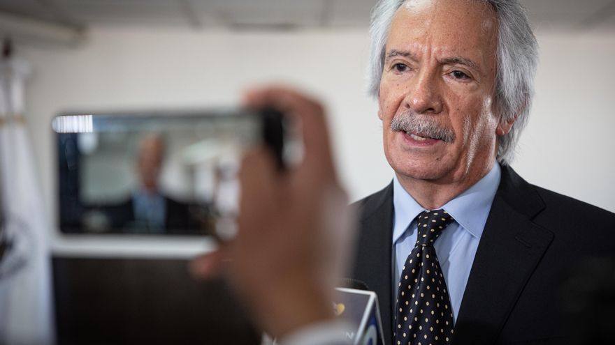 Supremo de Guatemala rechaza recurso del periodista Zamora para salir de prisión