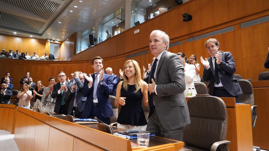 Azcón entrega a Vox la dirección de los fondos europeos en Aragón y sitúa en Hacienda al alto cargo que aplicó el 155 en Catalunya