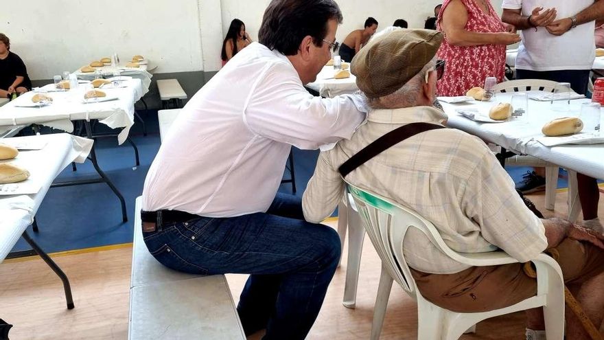 Vara sobre la posible intencionalidad del fuego en Gata: "Es cosa de miserables"