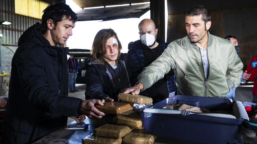 Imagen del rodaje de 'El inmortal', con Álex García y Emilio Palacios