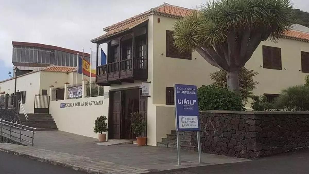 El Cabildo saca a licitación las obras del nuevo aparcamiento de la Escuela Insular de Artesanía