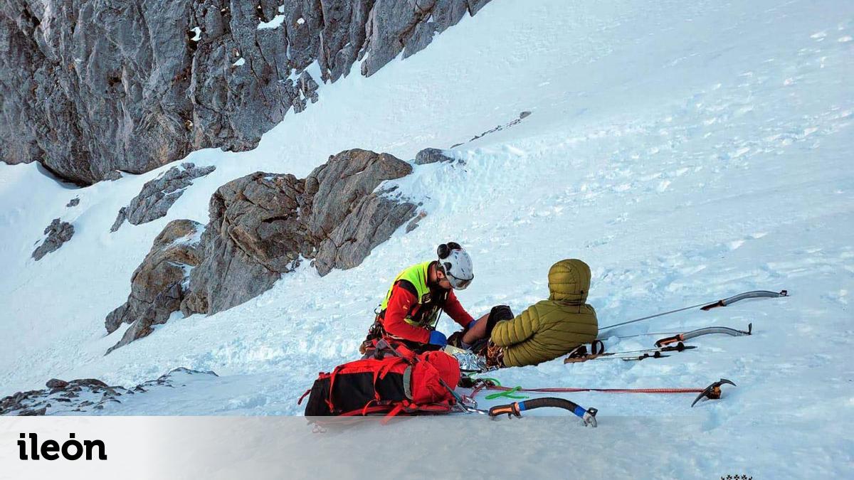 Rescatan a un montañero herido en la vertiente palentina del pico Espigüete