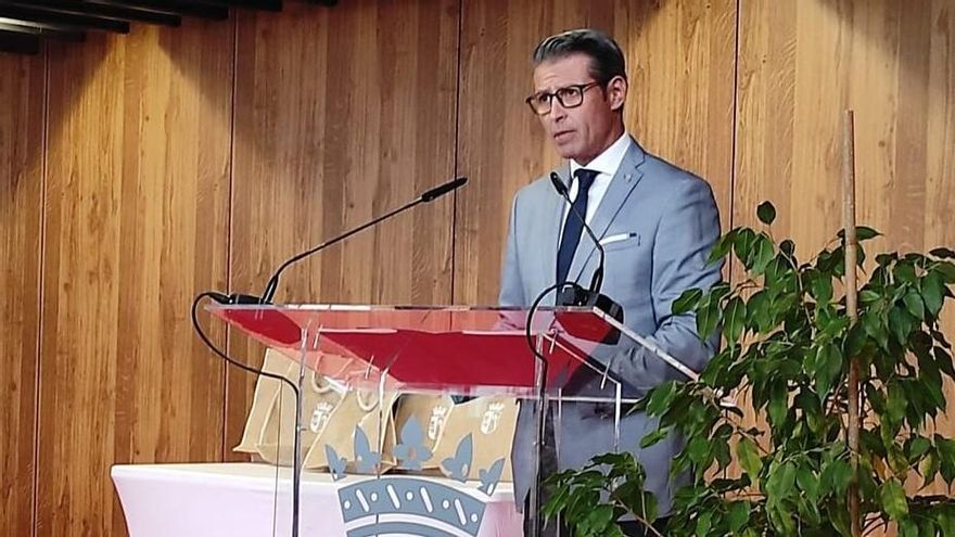 El alcalde de Almussafes denunciado por acoso sexual dimite de sus cargos en el PSOE pero sigue como regidor