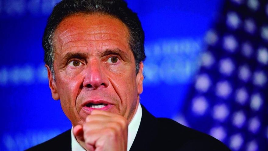 Una mujer denuncia al Gobernador de Nueva York ante la policía por acoso sexual