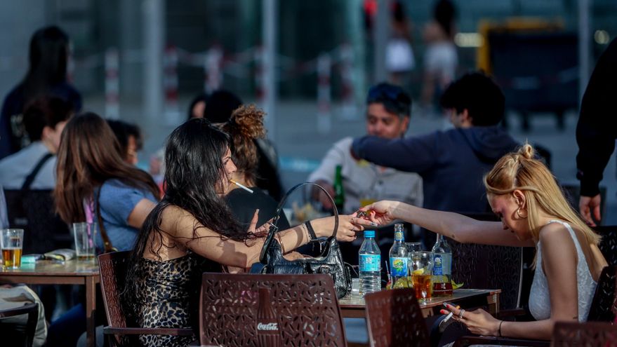 El desacuerdo dentro del Gobierno rebaja la nueva ley contra el tabaco al dejar fuera el empaquetado genérico