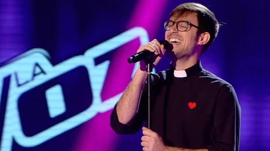 Padre Damian en 'La Voz'