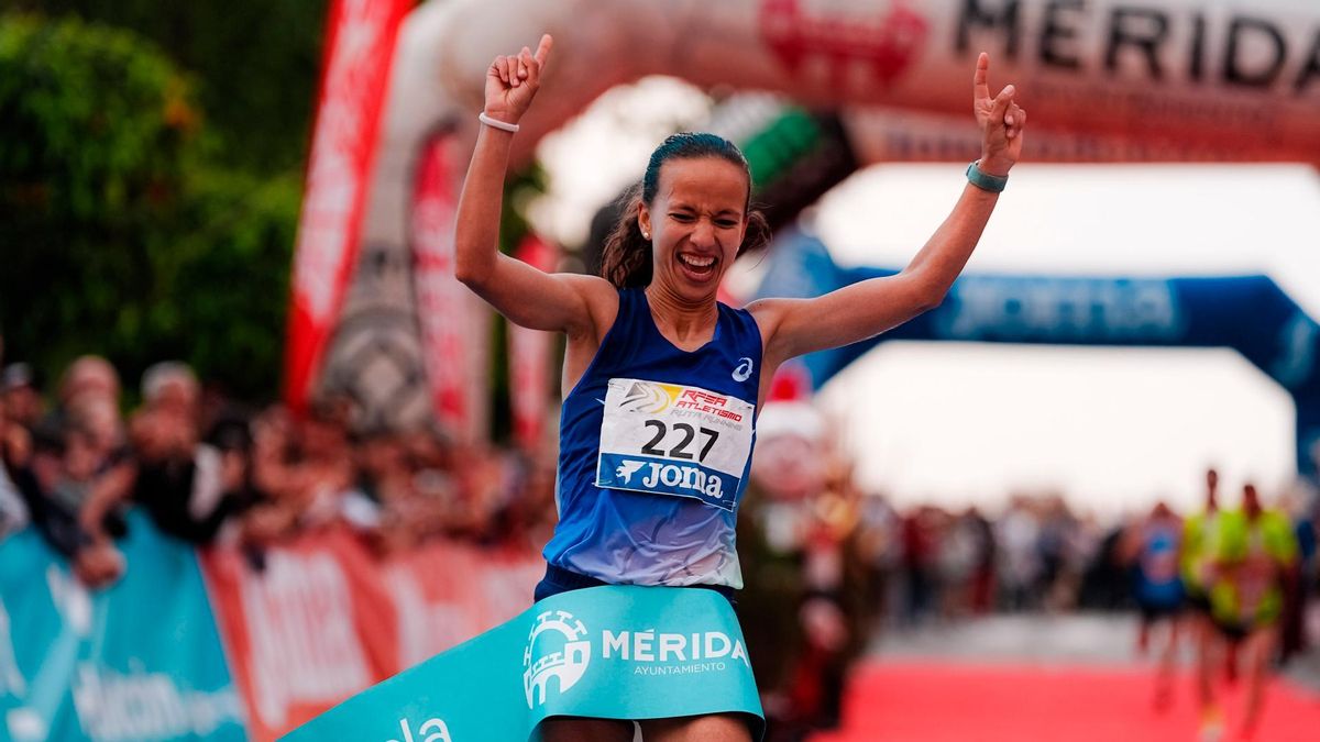 Fátima Ouhaddou vuelve a proclamarse campeona de España de Media Maratón