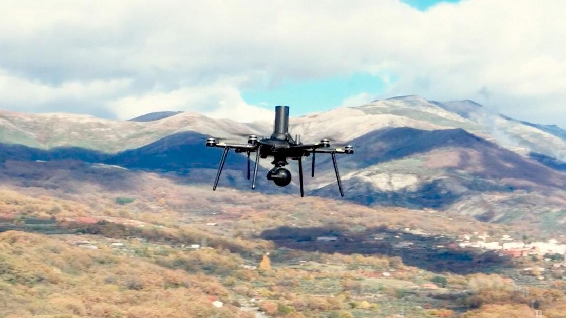 De operadora a flota aérea: Telefónica lanza un servicio de drones teledirigidos desde Madrid