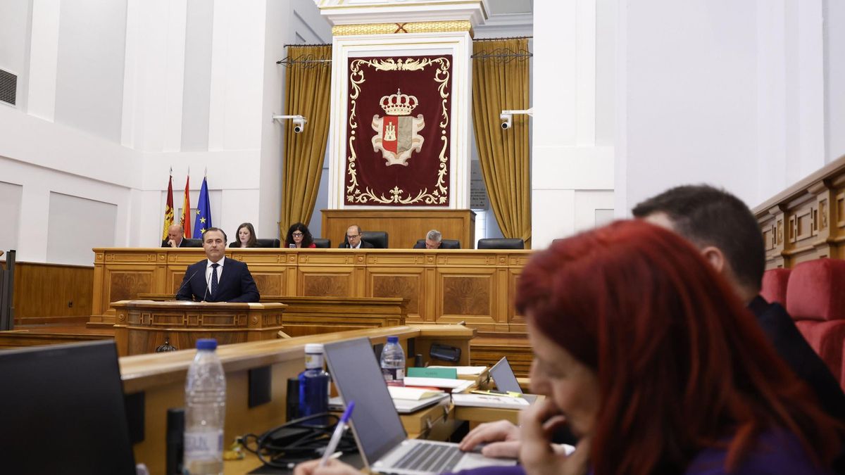 El PP y Vox fracasan en llevar a Castilla-La Mancha la misma prohibición del burka que ya rechazó el Congreso