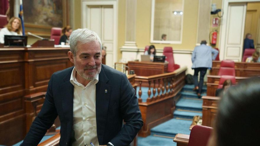 Canarias propone al Gobierno central exigir 10 años de empadronamiento para poder comprar una casa en las islas