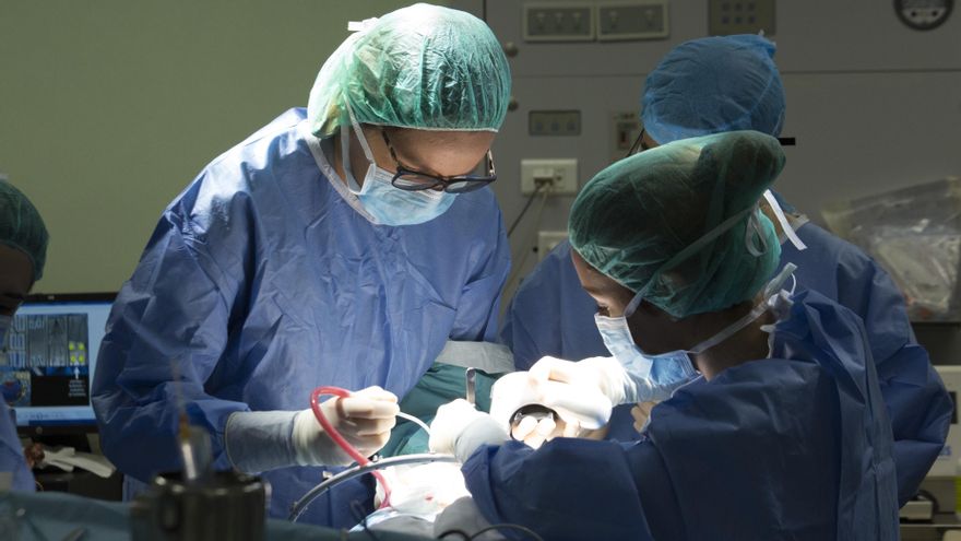 Cirugía en el Hospital Universitario Marqués de Valdecilla de Santander.