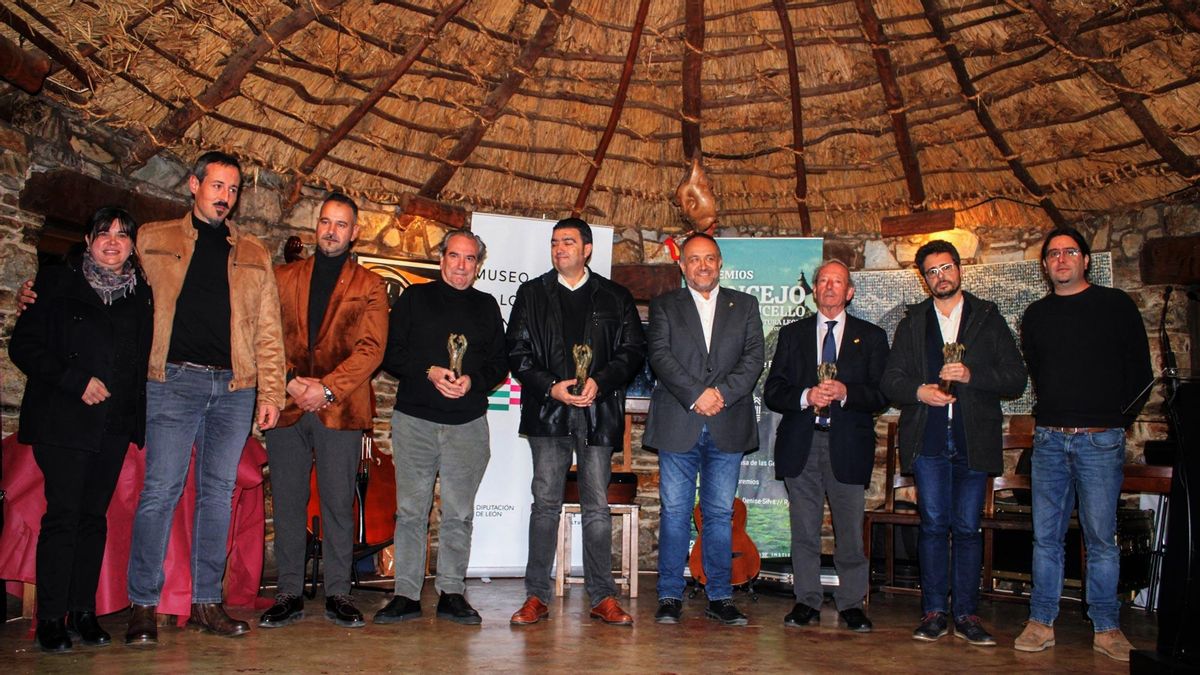Galardonados de los Premios Concejo del ILC en 2024 en la entrega en Balboa.